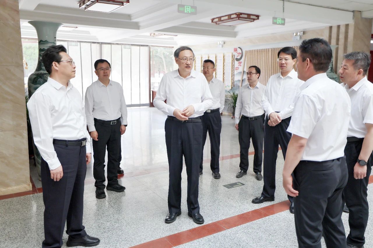 李邑飞张雨浦调研检查全区2025年高考准备工作 精耕细作抓好考务组织服务保障 全力保证高考安全平稳顺利进行